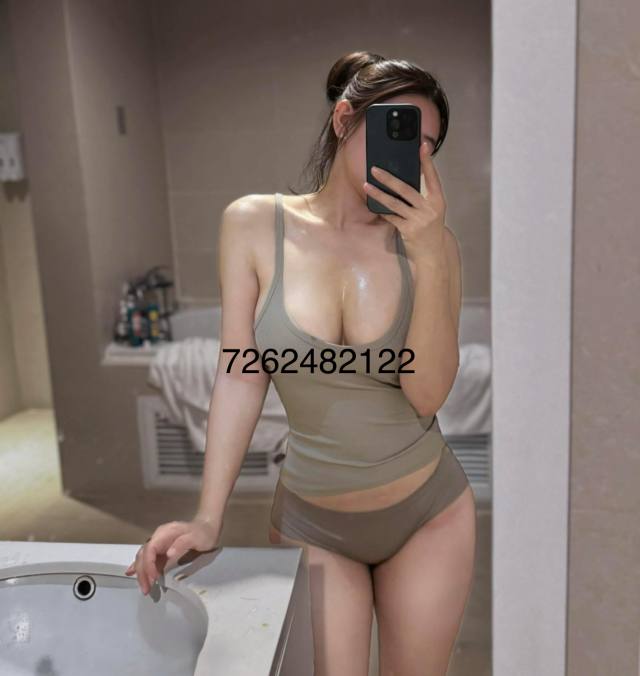 💋🎀 (WALK-IN )Welcome 💋🚿🛁VICKY’S Health SPA🛁 📞(726)248-2122 Relaxation +Table Shower.🏧💋2525 NE Loop  410 San Antonio Texas 782