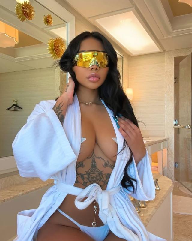 I'm a matured woman real and legit,💯💯💦 Professional Safe💯💦 Beautiful Smooth Body👅 A Mesmerizing face' leave vou satisfied fro