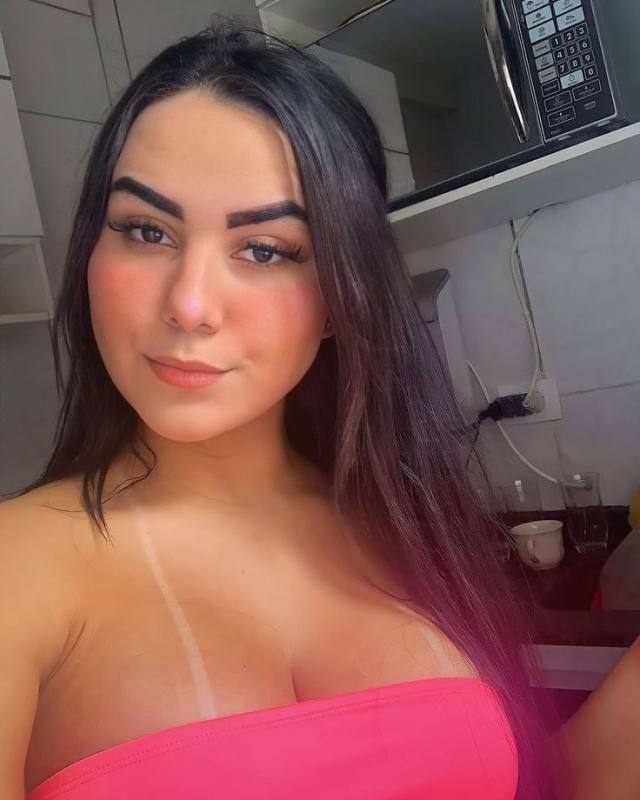 My name is Sharon Turner I'm hot sexy naughty lady, I like to have fun with some that has great sense of humor and I'm fun to