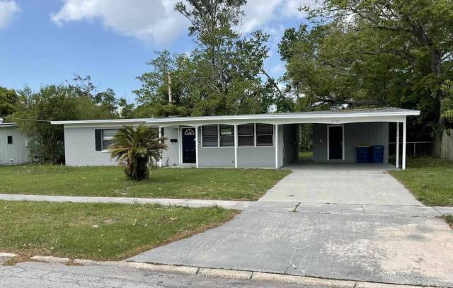 3BED 2BATH READY FOR IMMEDIATE MOVE IN JACKSONVILLE, FL
