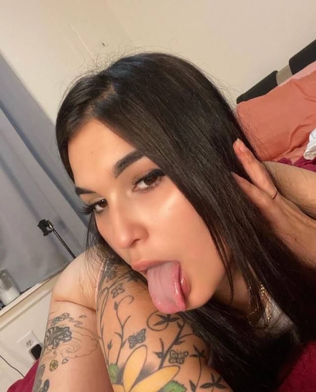BETTER THAN YOUR WIFE🍆🤤🍑💦💦💦