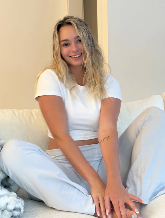 the Best Massage and happy Ending fun (ALL TYPES) Including DEEP TISSUE MASSAGES ,SWEDISH MASSAGE, doggy cowgirl , Anal, miss